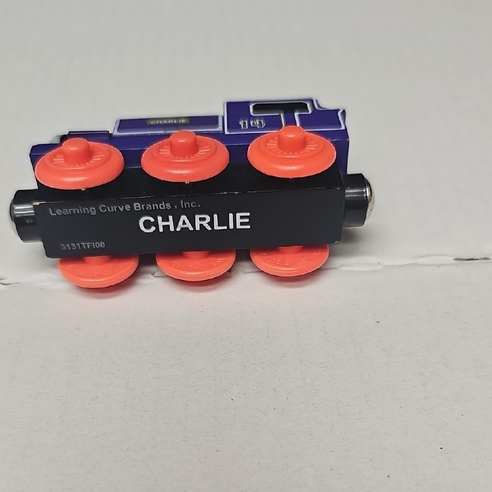 Thomas & Friends Charlie - Picture 5 of 5